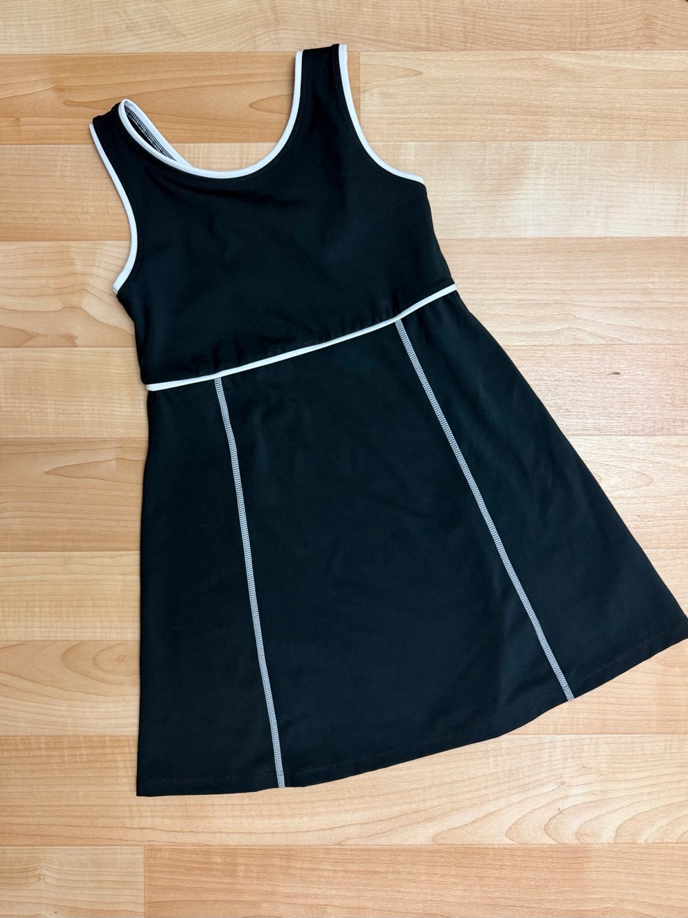 Tommy Bahama Active Girls Tennis Dress Size 7/8 Black White